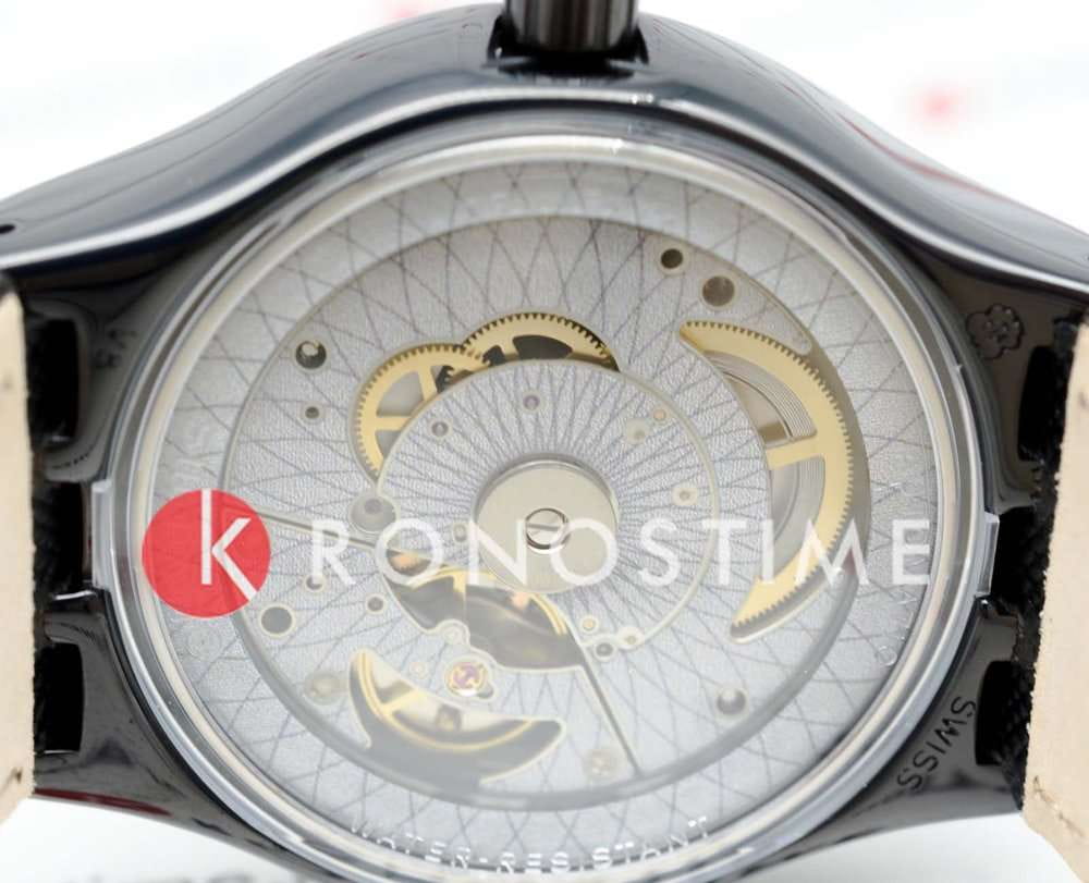 Swatch Swatch Irony Sistem51 YIB400 механические мужские часы часы крупный план черный циферблата