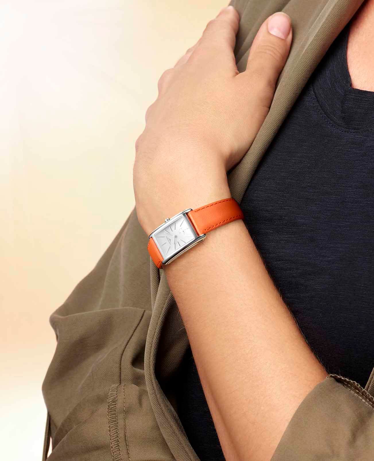 Longines Longines DolceVita L5.512.4.11.8  - задняя крышка металл сталь корпуса, швейцария часы